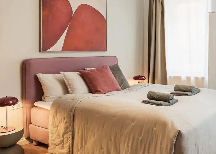 Grosses 2 Schlafzimmer Apartamento Dresde