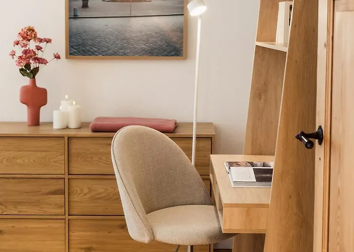 Grosses 2 Schlafzimmer Appartamento