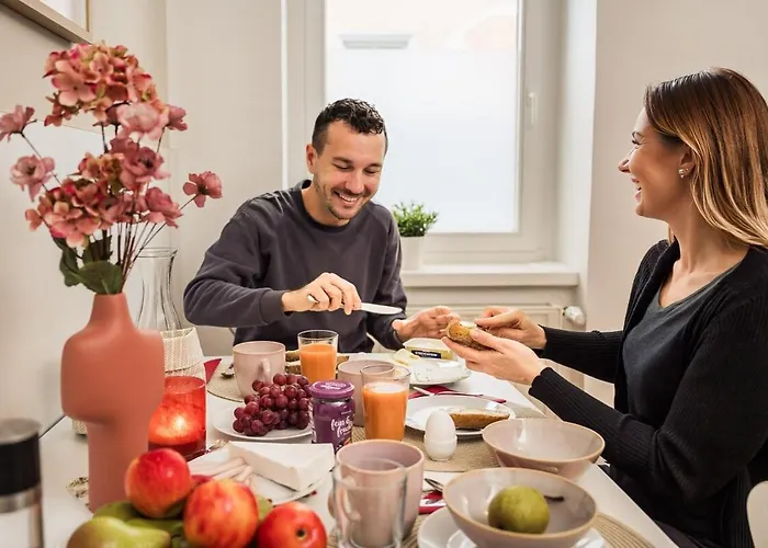 Grosses 2 Schlafzimmer Appartamento